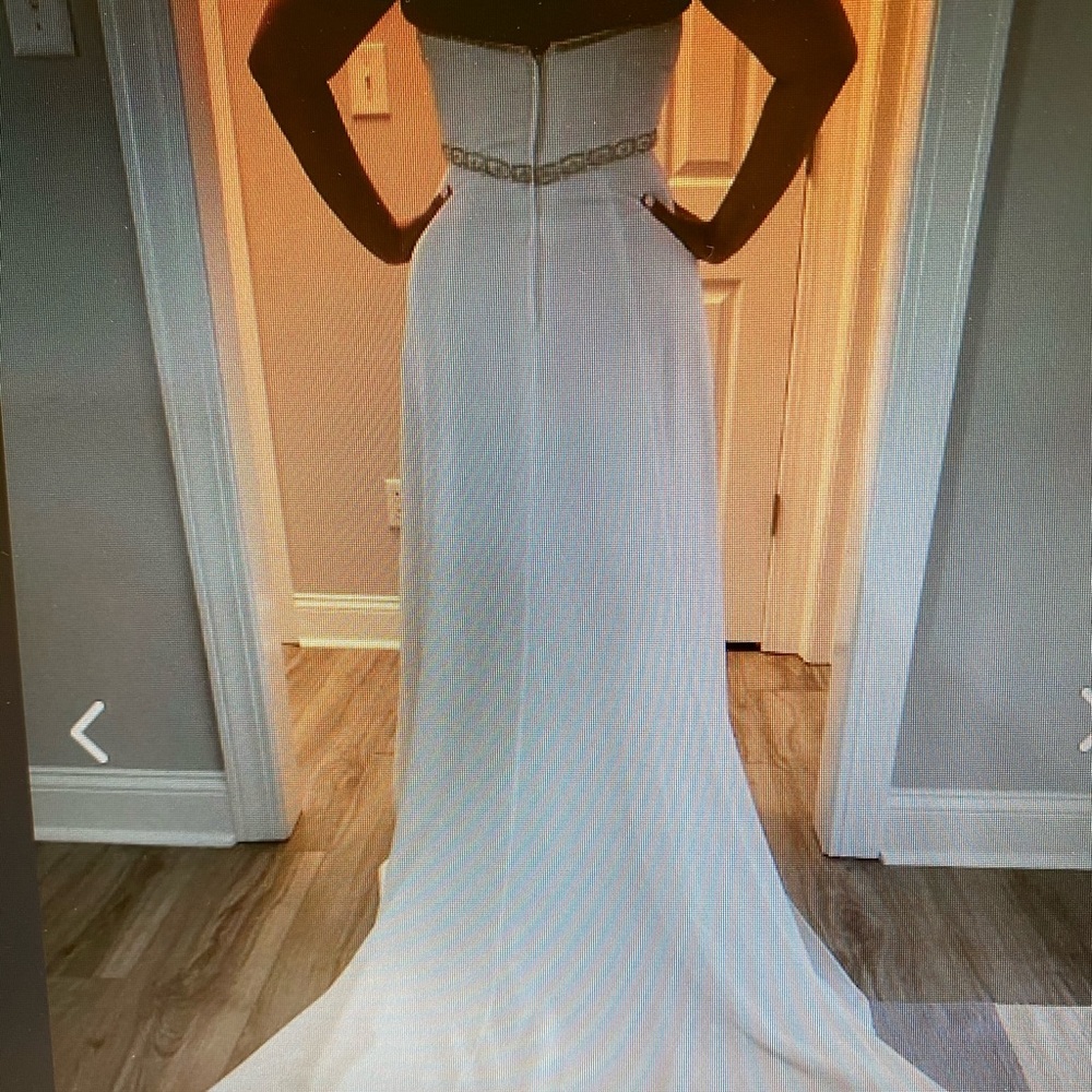 Signature Galina Wedding Dress - Picture 2 of 8